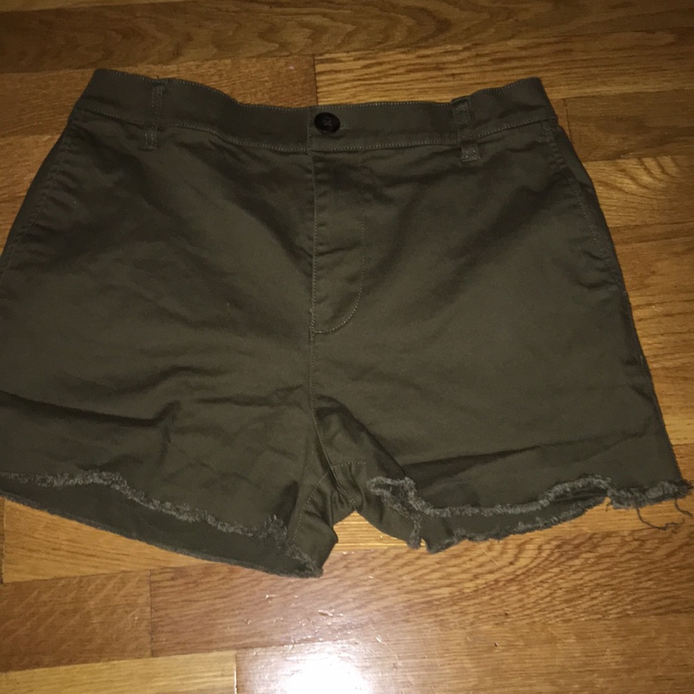 Olive green Madewell shorts